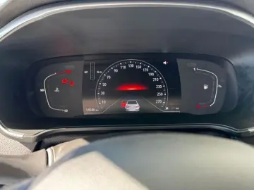 RENAULT MEGANE 1.3 TCe 140CP equilibre