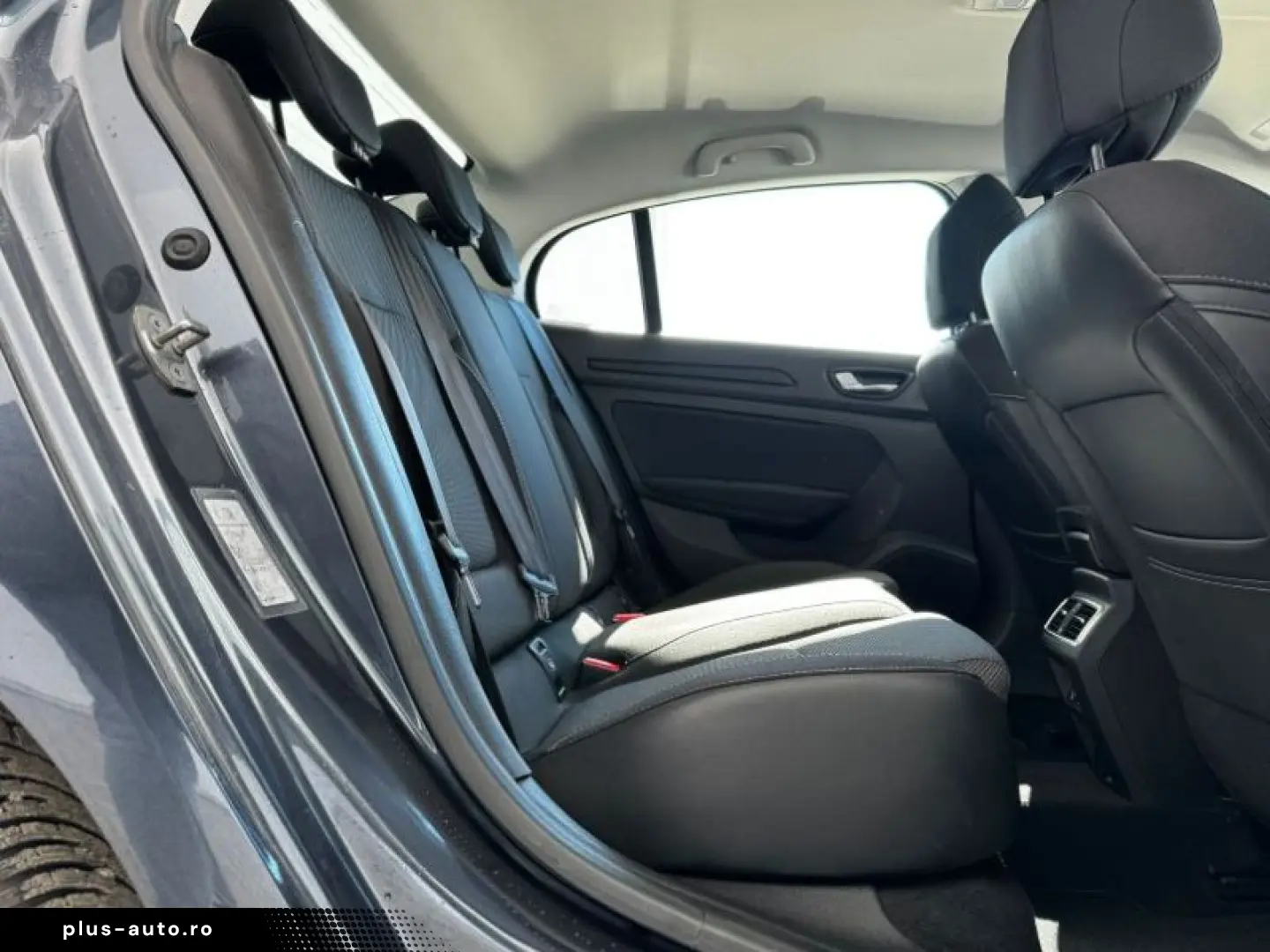 RENAULT MEGANE 1.3 TCe 140CP equilibre