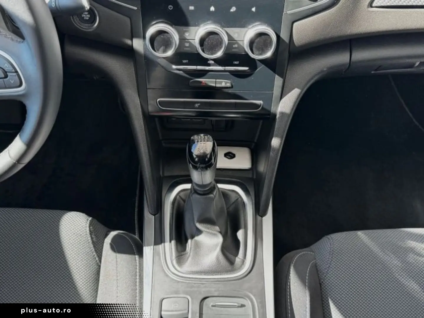 RENAULT MEGANE 1.3 TCe 140CP equilibre