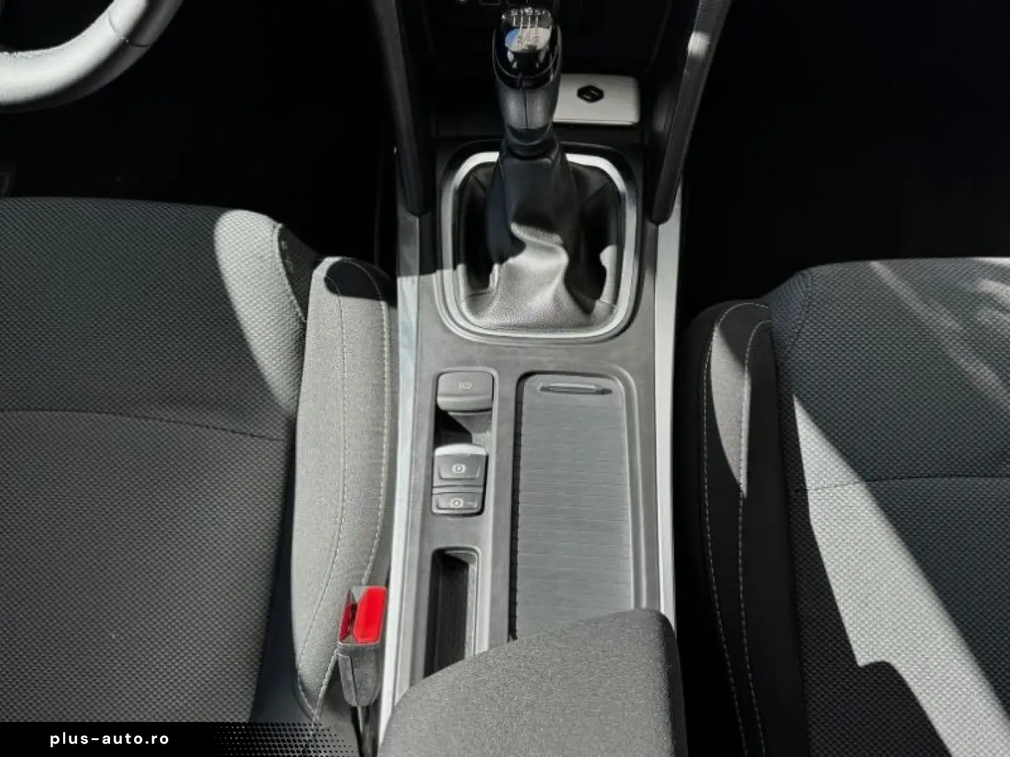 RENAULT MEGANE 1.3 TCe 140CP equilibre