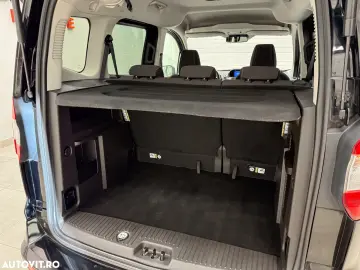 Ford Tourneo Courier 1.0 EcoBoost Titanium