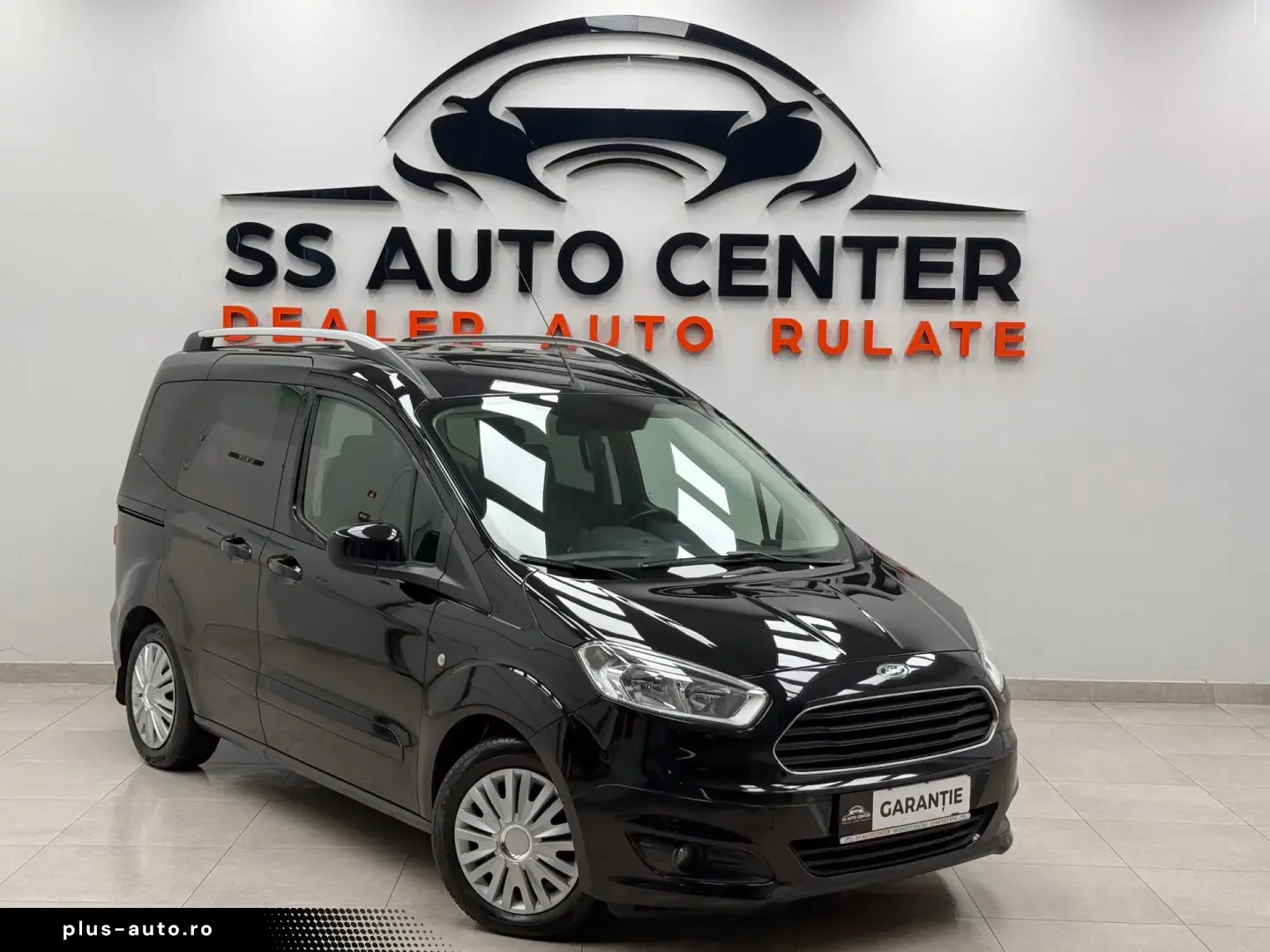 Ford Tourneo Courier 1.0 EcoBoost Titanium
