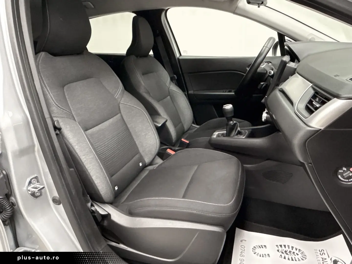 Renault Captur TCe 100 EXPERIENCE