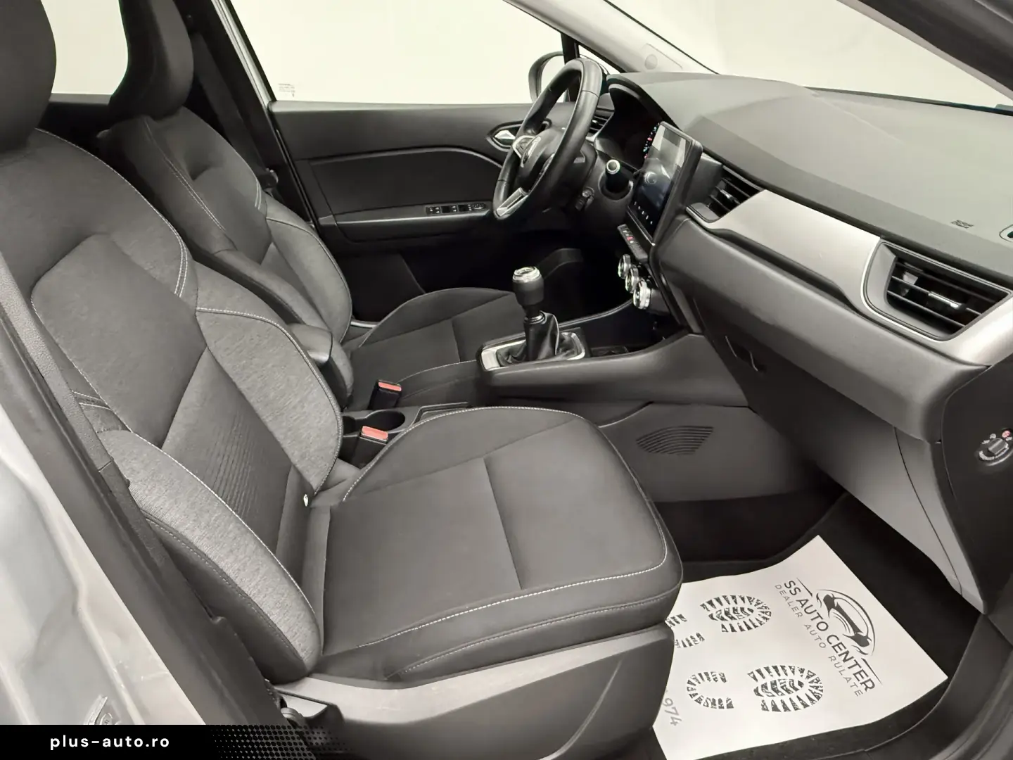 Renault Captur TCe 100 EXPERIENCE