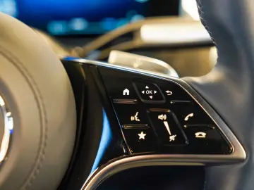 MERCEDES-BENZ S 580 4M Lang MANUFAKTUR yachtblau Exk&hellip;