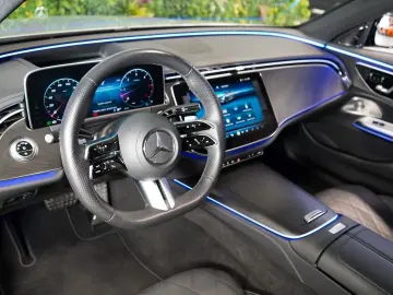 MERCEDES-BENZ E 450d 4M AMG HUD AUX.HEAT PANO 360 72&hellip;