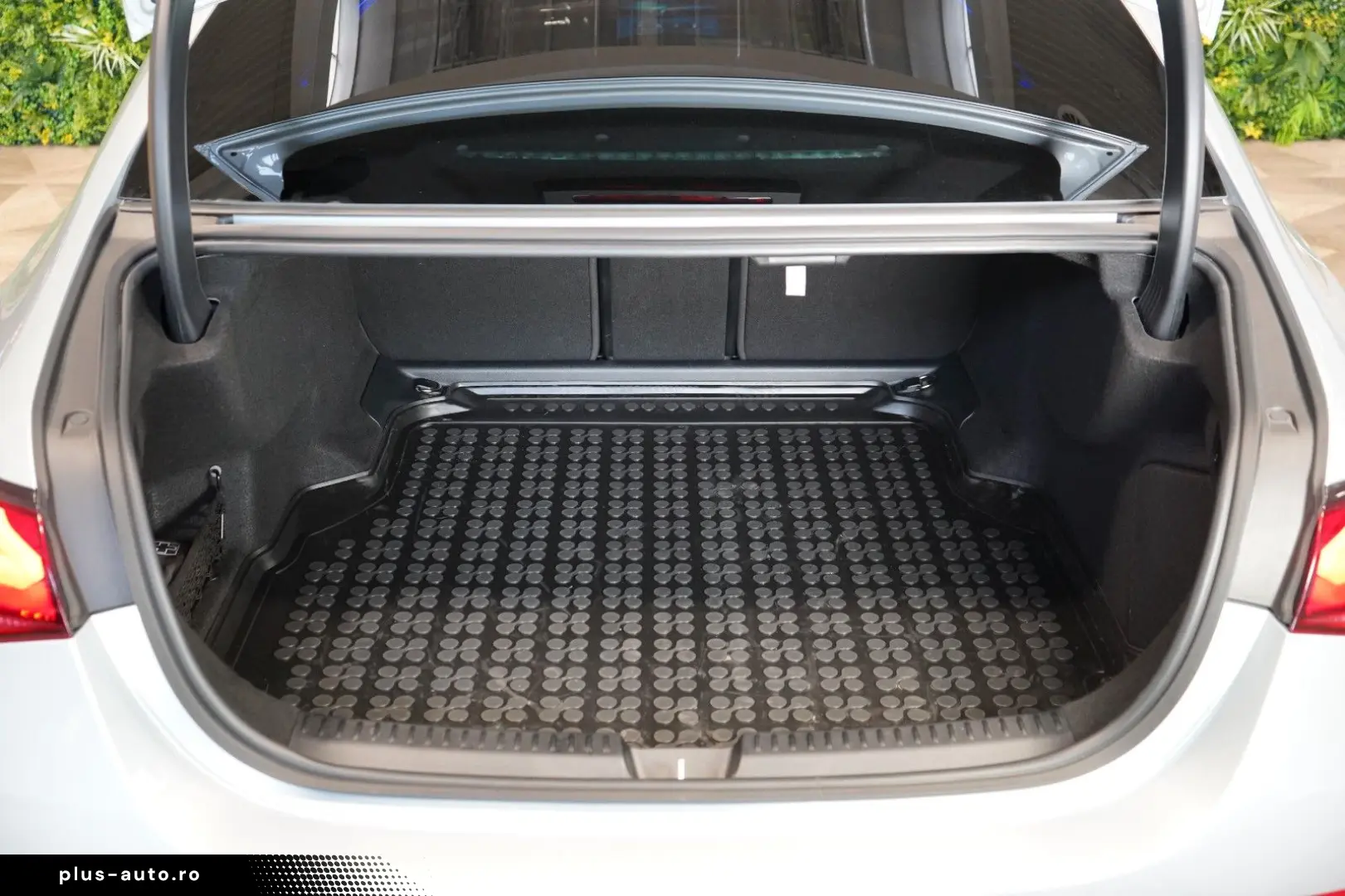 MERCEDES-BENZ E 450d 4M AMG HUD AUX.HEAT PANO 360 72&hellip;