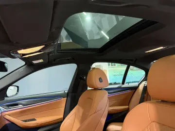 BMW 530i Aut. Limousine