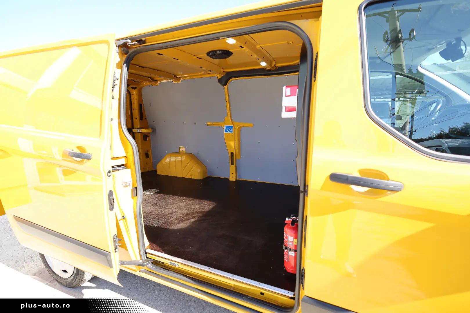 Ford Transit Custom L2H1 2.0D 130CP