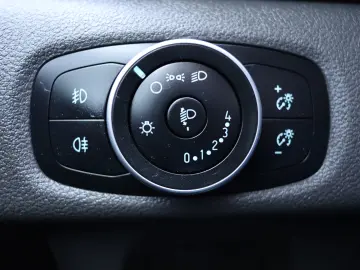 Ford Transit Custom L2H1 2.0D 130CP