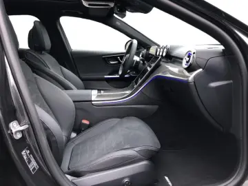 MERCEDES-BENZ C 300  MBUX AMG DigitalLight Pano AHK &hellip;