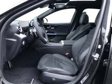 MERCEDES-BENZ C 300  MBUX AMG DigitalLight Pano AHK &hellip;