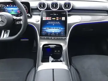 MERCEDES-BENZ C 300  MBUX AMG DigitalLight Pano AHK &hellip;