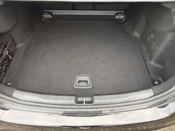 MERCEDES-BENZ C 200 Avantgarde Digital Light Winter 360 Grad