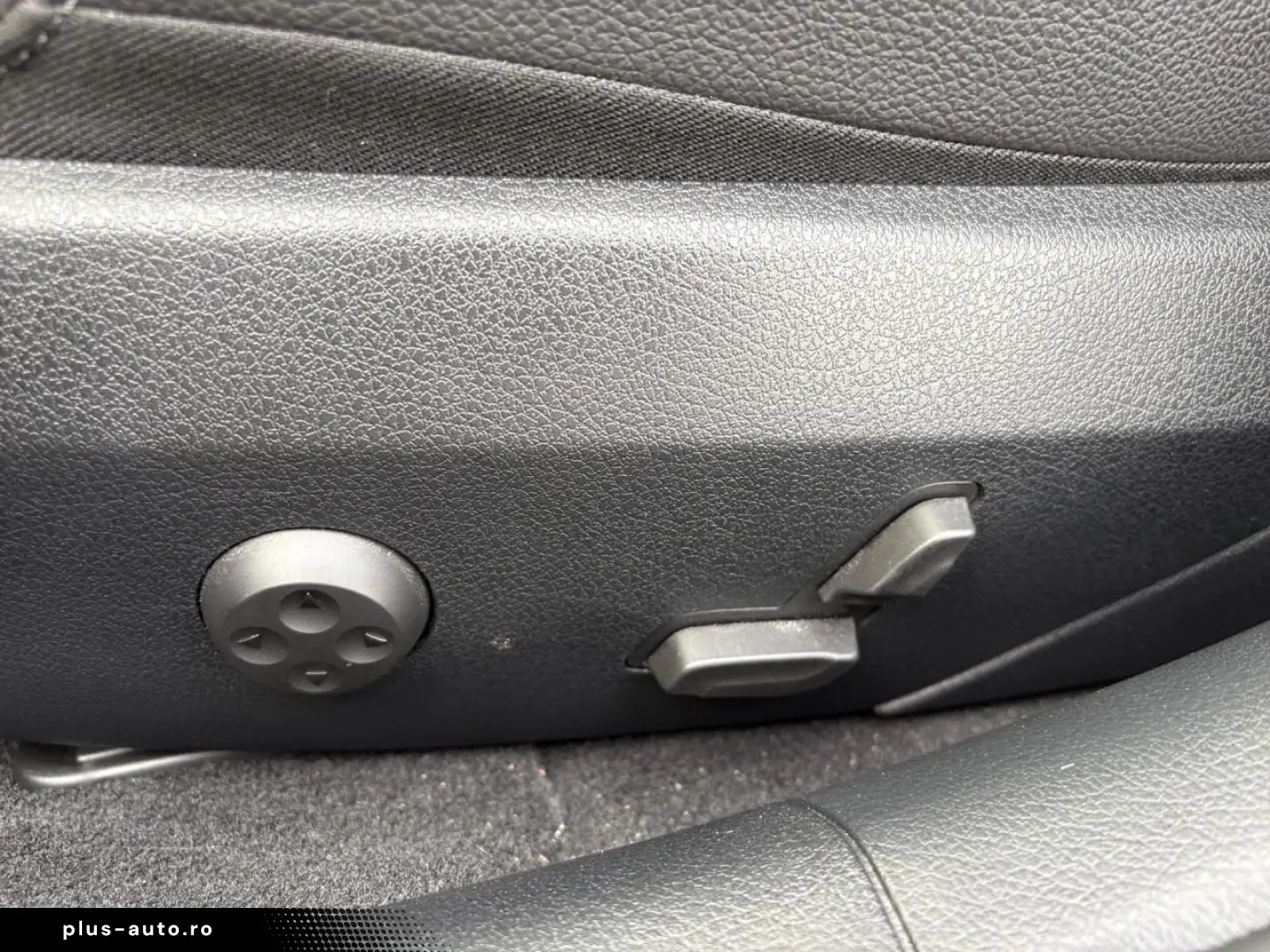 MERCEDES-BENZ C 200 Avantgarde Digital Light Winter 360 Grad