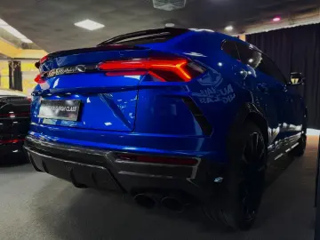 LAMBORGHINI  FULLCARBON PANO 360  PPF B&O HUD ALCANT