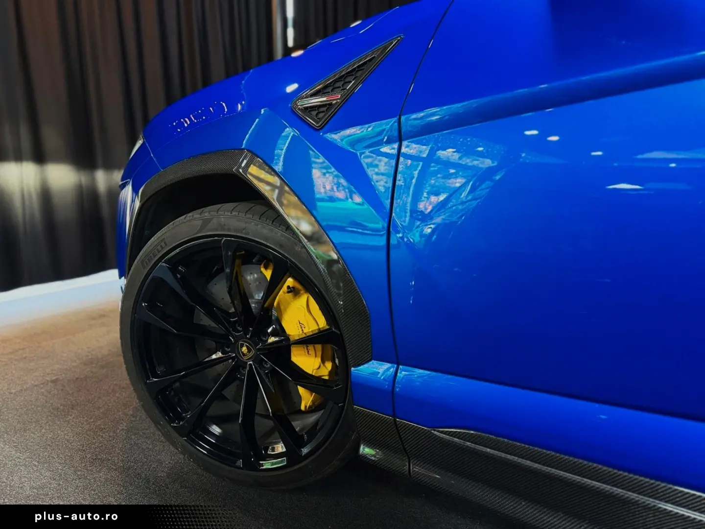 LAMBORGHINI  FULLCARBON PANO 360  PPF B&O HUD ALCANT