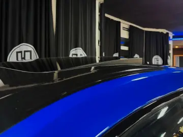 LAMBORGHINI  FULLCARBON PANO 360  PPF B&O HUD ALCANT