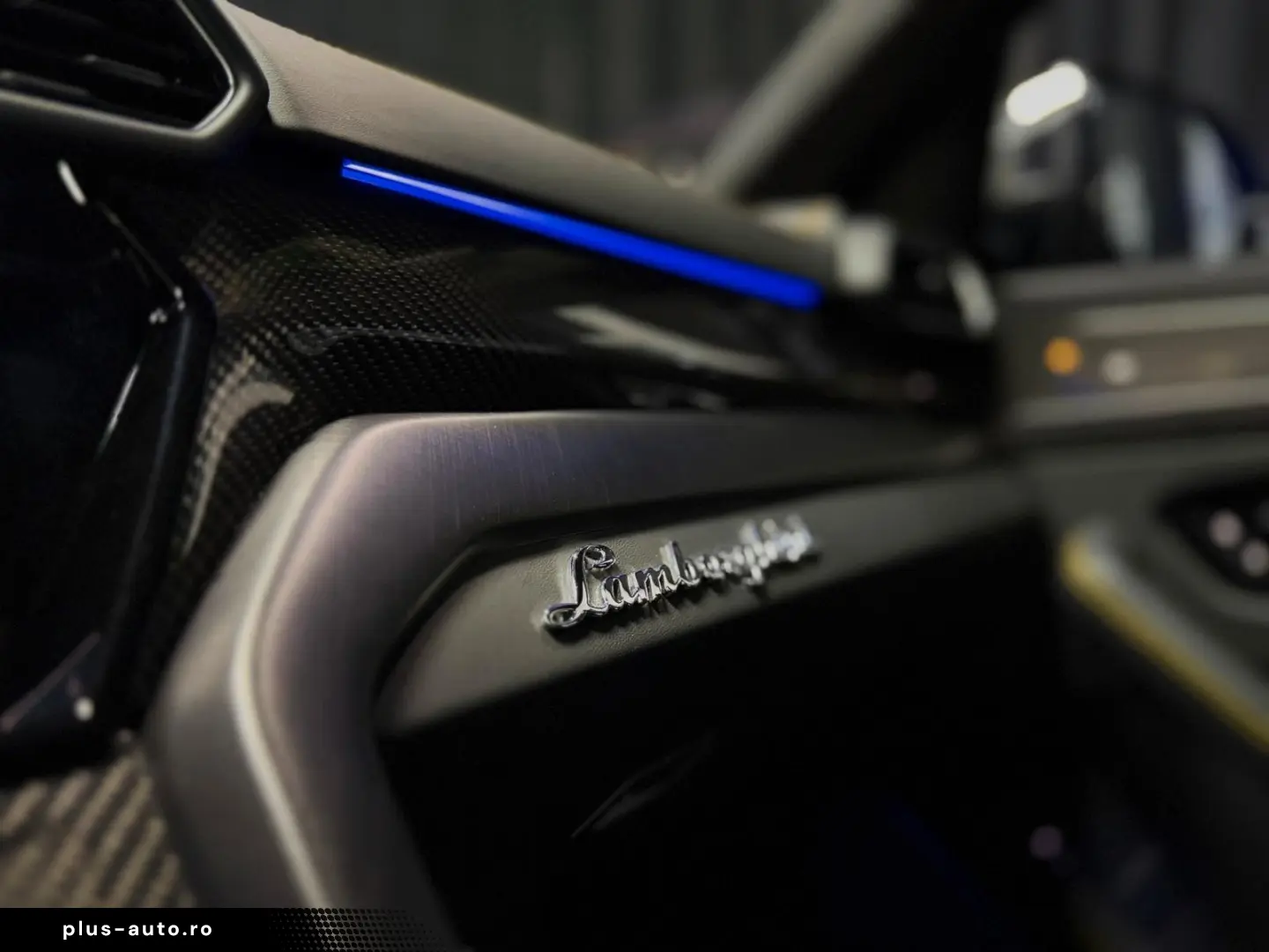 LAMBORGHINI  FULLCARBON PANO 360  PPF B&O HUD ALCANT