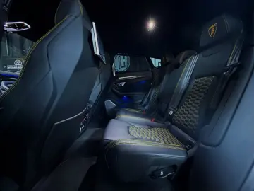 LAMBORGHINI  FULLCARBON PANO 360  PPF B&O HUD ALCANT