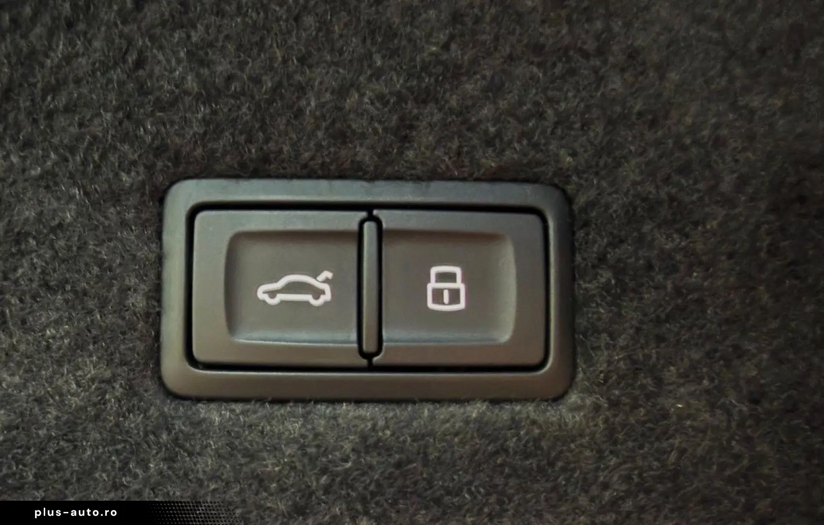 LAMBORGHINI  FULLCARBON PANO 360  PPF B&O HUD ALCANT