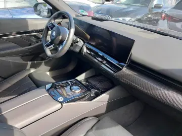 BMW 5 Lim. 520 i M Sport Shadow Line