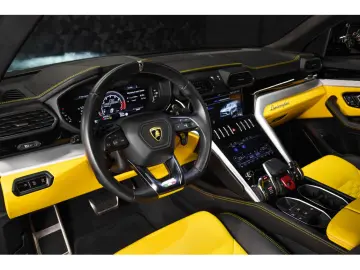 LAMBORGHINI Urus V8 - GRIGIO KERES   GIALLO