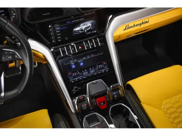 LAMBORGHINI Urus V8 - GRIGIO KERES   GIALLO