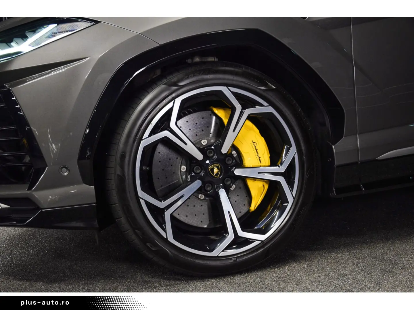 LAMBORGHINI Urus V8 - GRIGIO KERES   GIALLO