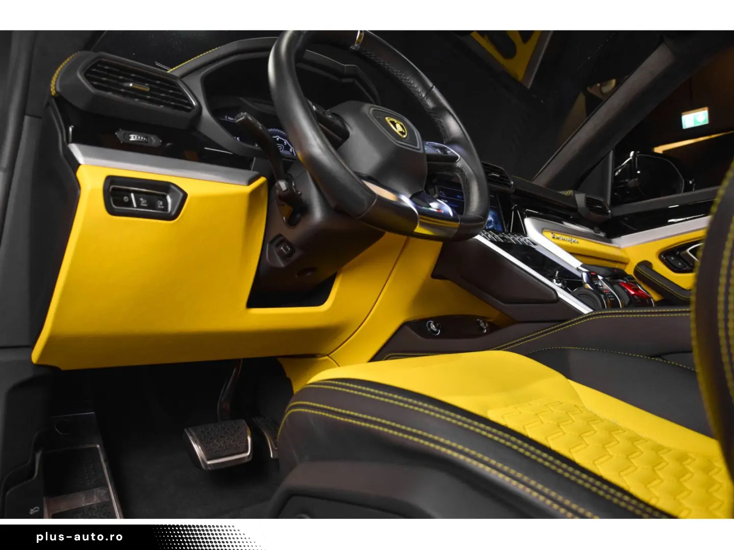 LAMBORGHINI Urus V8 - GRIGIO KERES   GIALLO