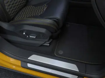 LAMBORGHINI Urus 4.0 V8 Autom.