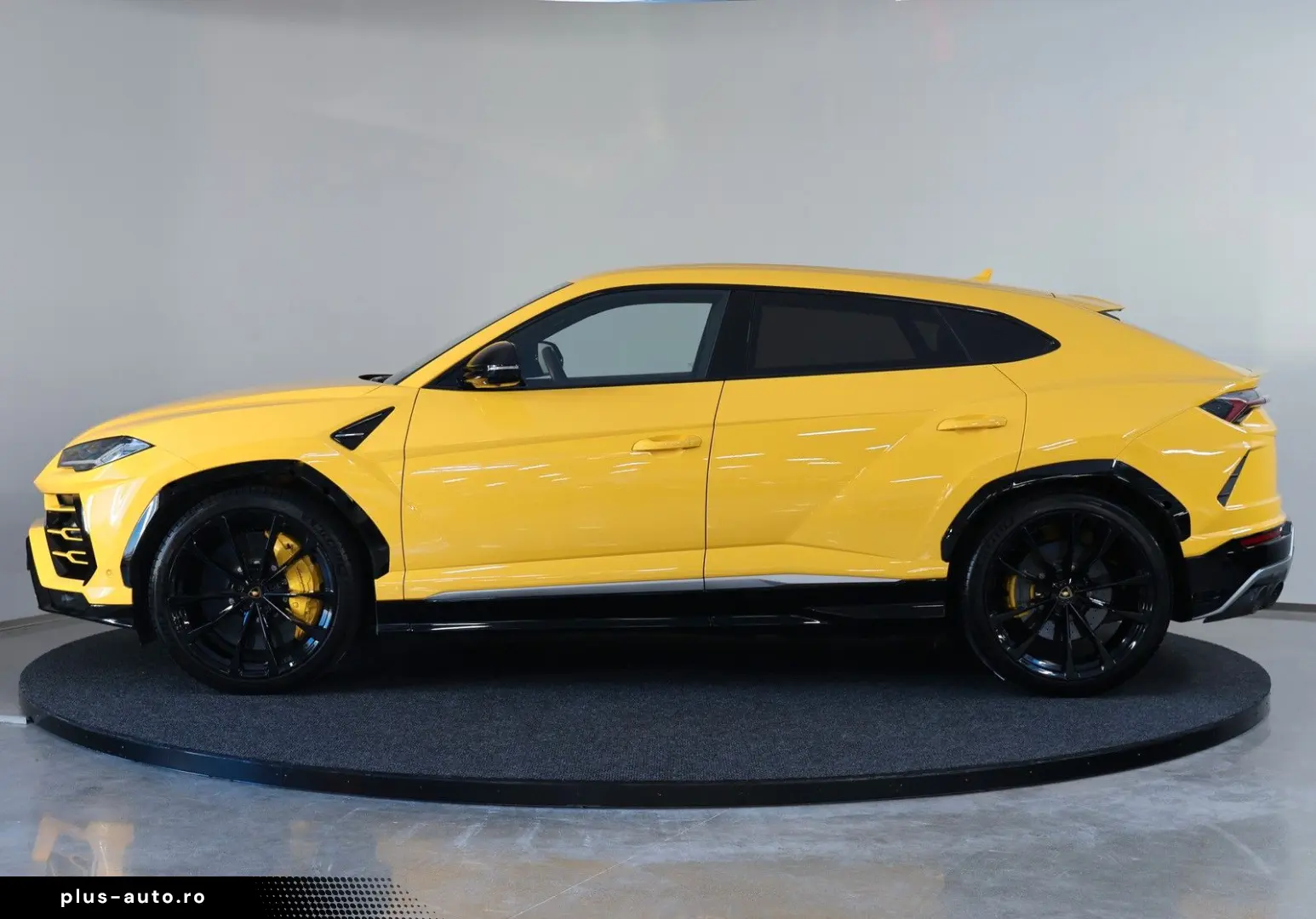 LAMBORGHINI Urus 4.0 V8 Autom.