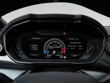 LAMBORGHINI Urus   Carbon Interior   Akrapovic