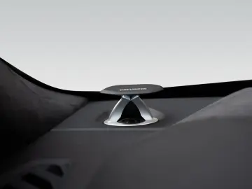 LAMBORGHINI Urus   Carbon Interior   Akrapovic