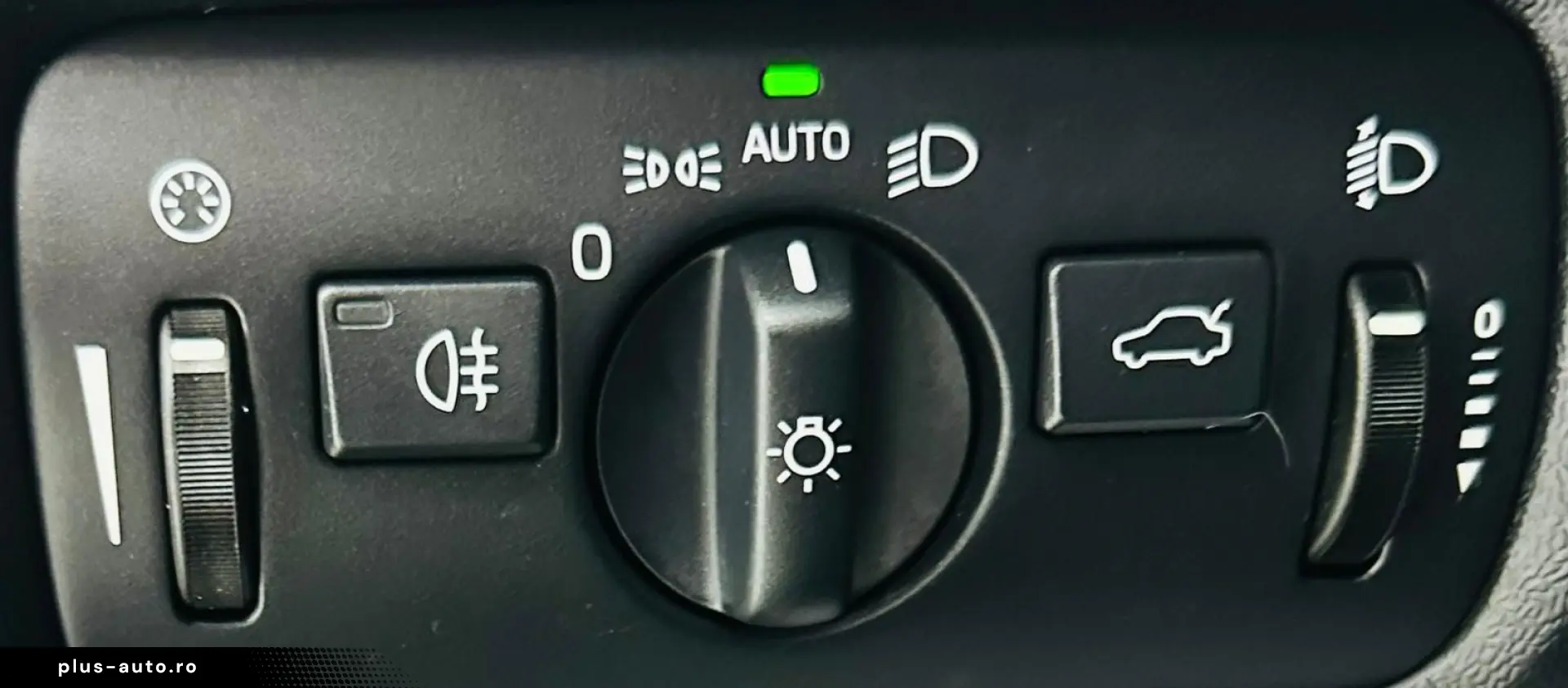 VOLVO V40 2015 1.6D E5 Garantie 12 Luni Rate Avans 0 Doar Cu