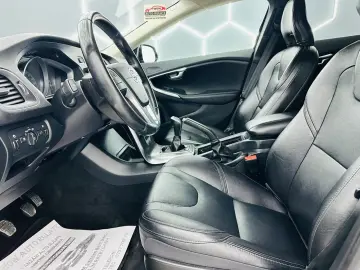 VOLVO V40 2015 1.6D E5 Garantie 12 Luni Rate Avans 0 Doar Cu