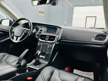 VOLVO V40 2015 1.6D E5 Garantie 12 Luni Rate Avans 0 Doar Cu