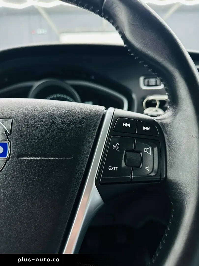 VOLVO V40 2015 1.6D E5 Garantie 12 Luni Rate Avans 0 Doar Cu
