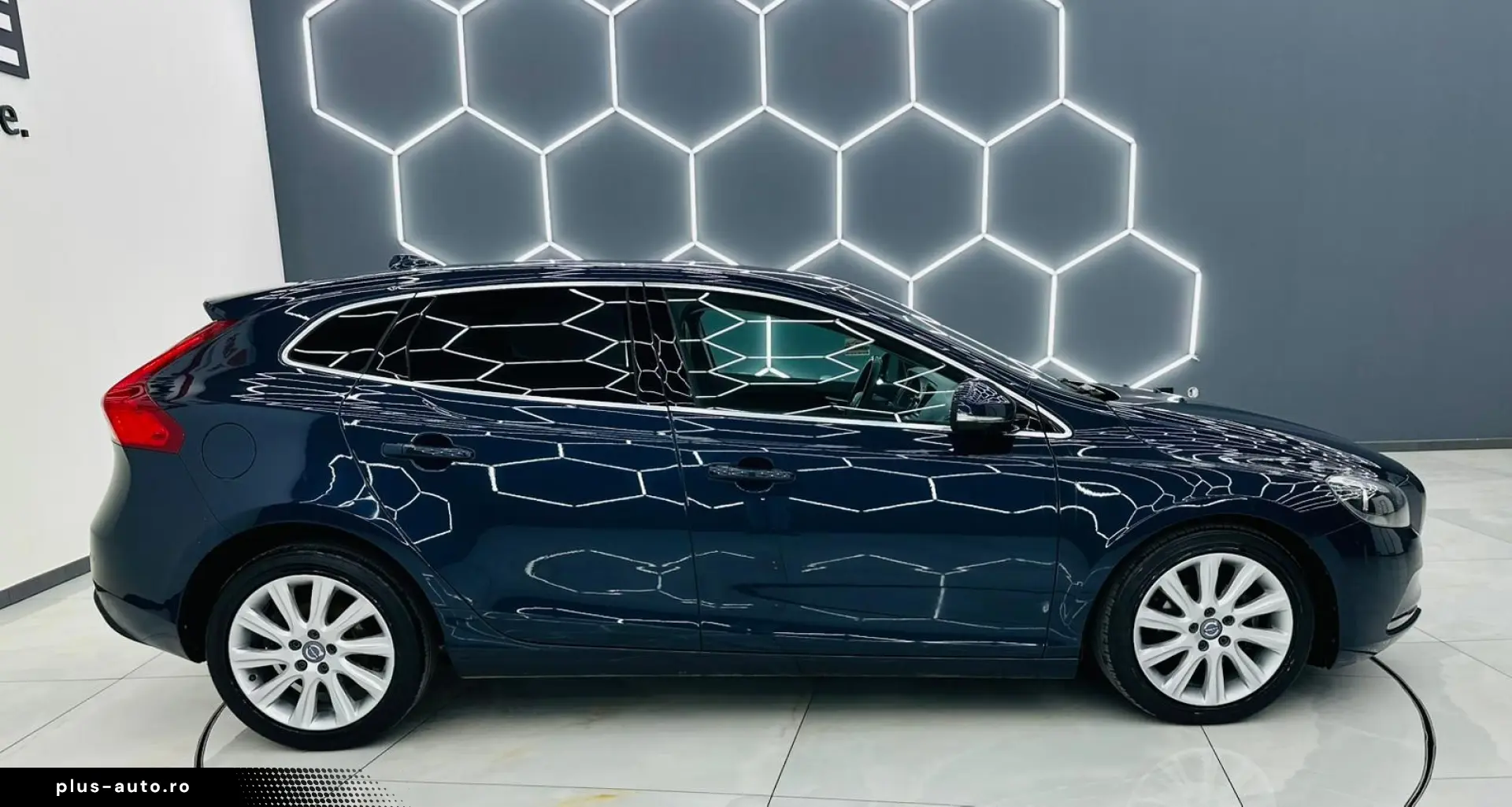 VOLVO V40 2015 1.6D E5 Garantie 12 Luni Rate Avans 0 Doar Cu