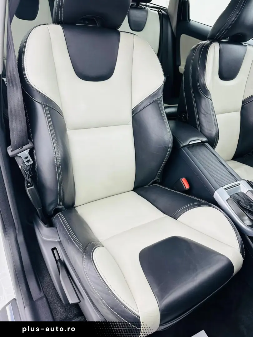 VOLVO Xc-60 2014 2.0D E6 Garantie 12 Luni Rate Avans 0 Doar