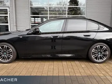 BMW 520i A Lim M-Sport ACC 360  HUD adLED H&K Sitzhg