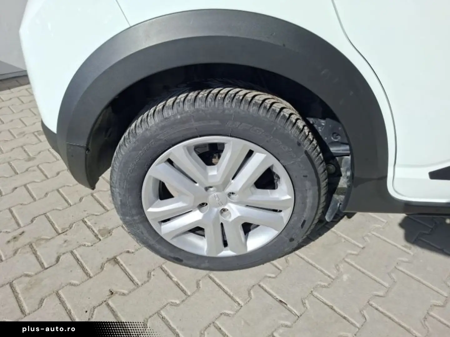 DACIA SANDERO 1.0 TCe 90CP Stepway Expression