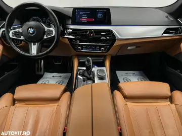 BMW M5 M550d xDrive AT