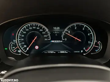 BMW M5 M550d xDrive AT