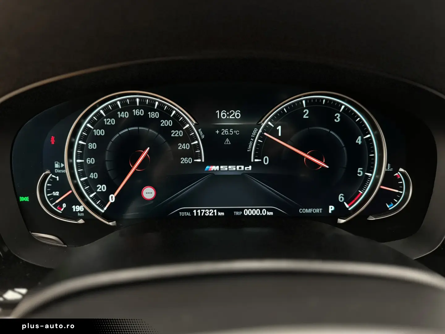 BMW M5 M550d xDrive AT