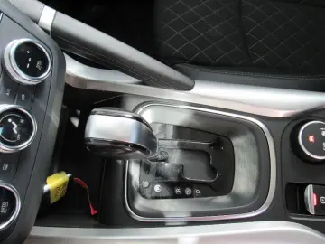 RENAULT KADJAR 1.3 TCe 140CP Zen EDC