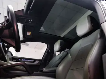 Porsche Cayenne Coupe II