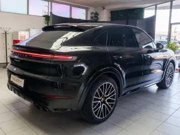 Porsche Cayenne Coupe II