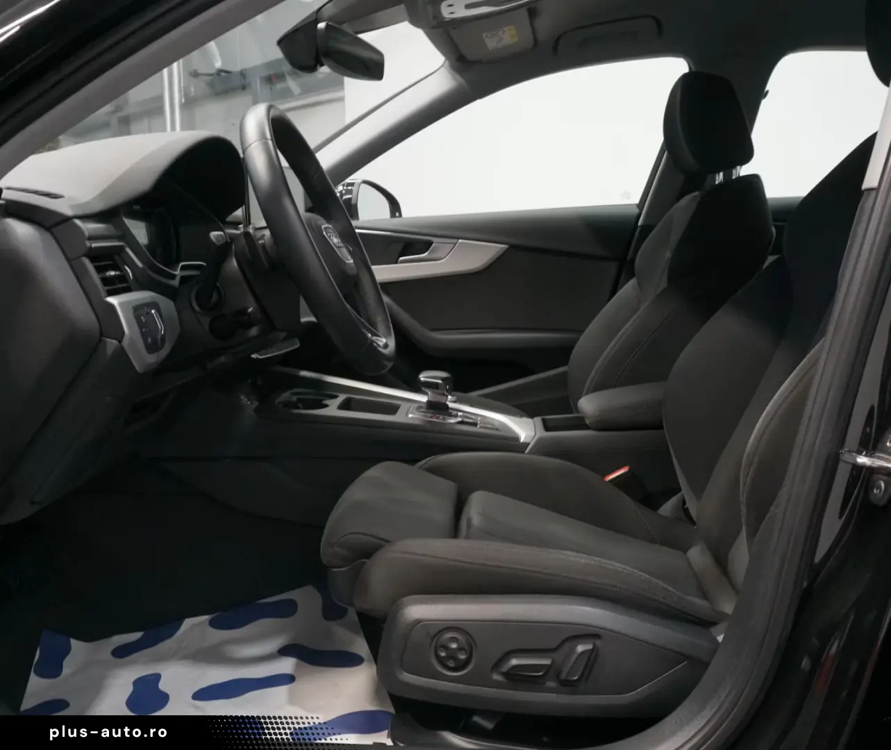 Audi A4 Lim. 40 TDI advanced