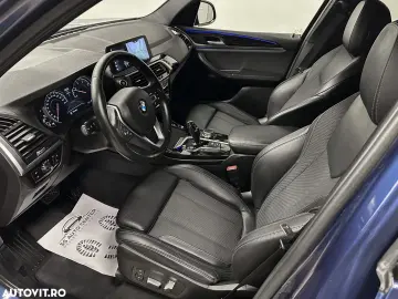 BMW X3 xDrive25d AT xLine